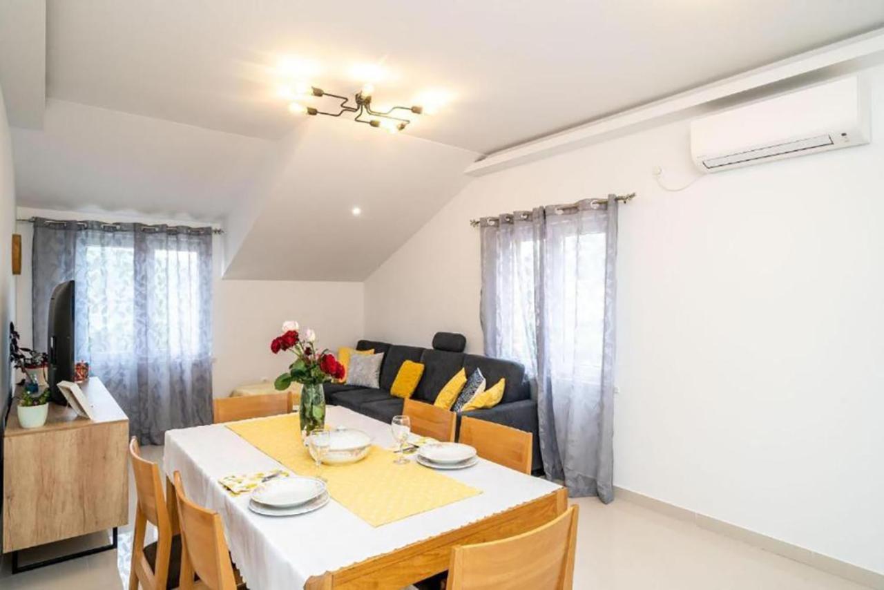 Apartment Matej Mokosica Luaran gambar